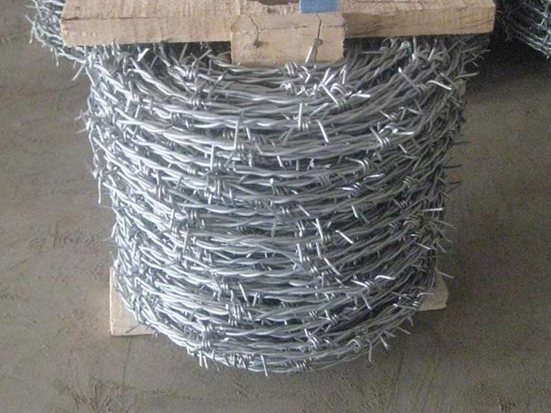 How to make the barbed wire the material can be chosen?