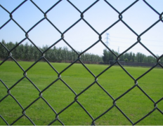 You have to know the advantages of the chain link fence 