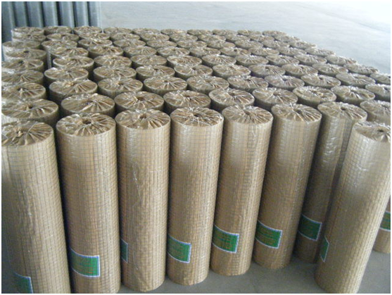 The advantage of the hot-dipped galvanized welded wire mesh