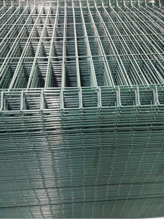 PVC coated welded wire mesh fencing