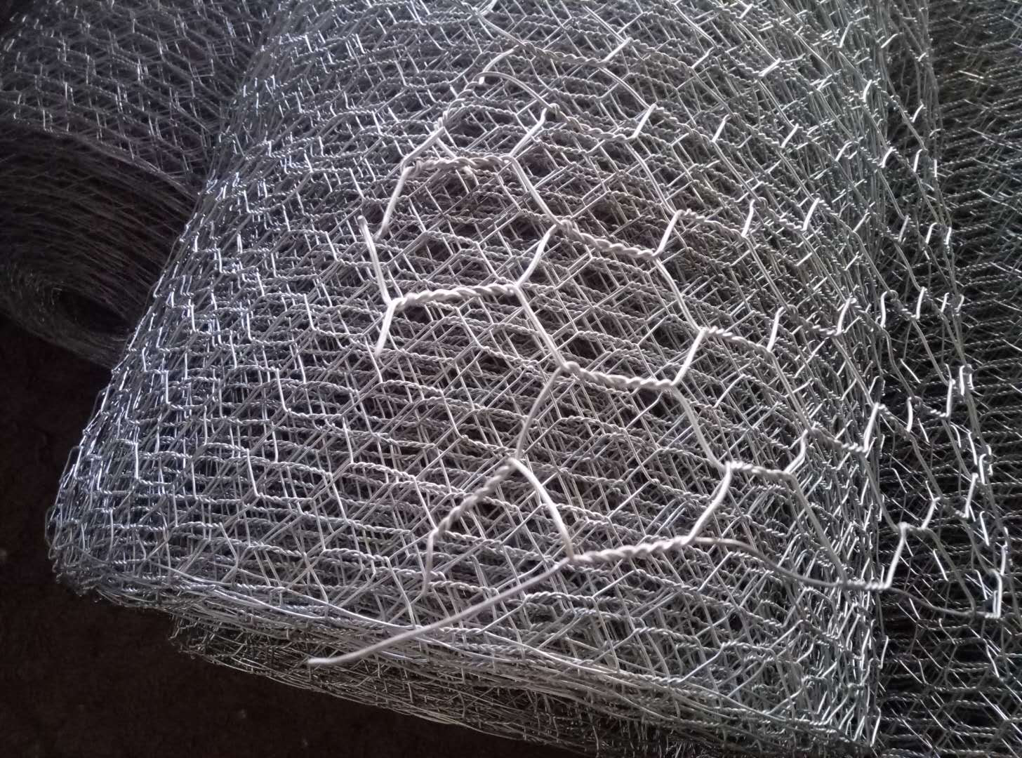 Galvanized hexagonal wire mesh