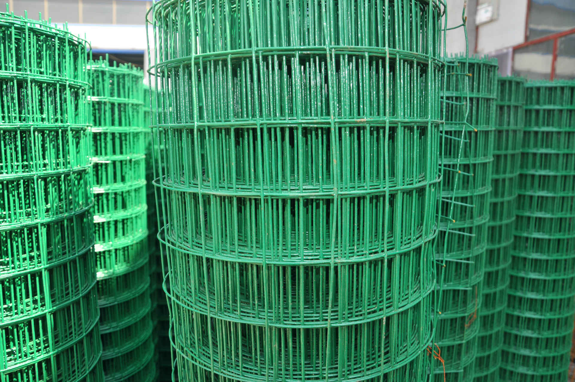 Stainless steel welded wire mesh