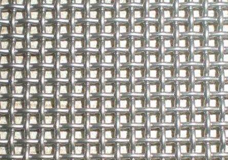 How long can the stainless steel diamond mesh in harsh environments last?