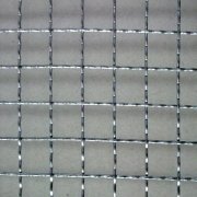 What are the characteristics of stainless steel mesh products?