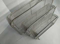 Stainless steel plain weave basket