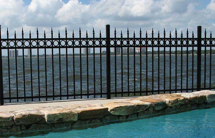 How to maintain zinc steel fence?