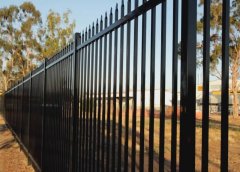 How to install a road fence?