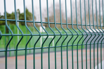 Triangle fence