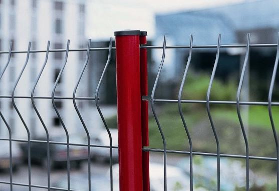 Advantages of triangle mesh fence