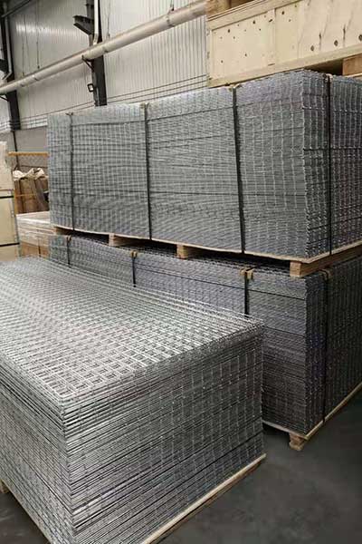 Introduction of the welded wire mesh