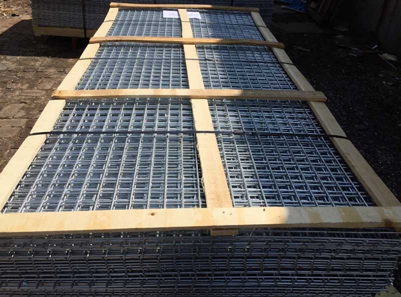 High quality welded wire mesh panel