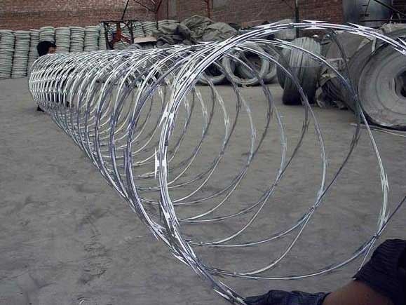 Thickness Of Pvc Coated Barbed Wire