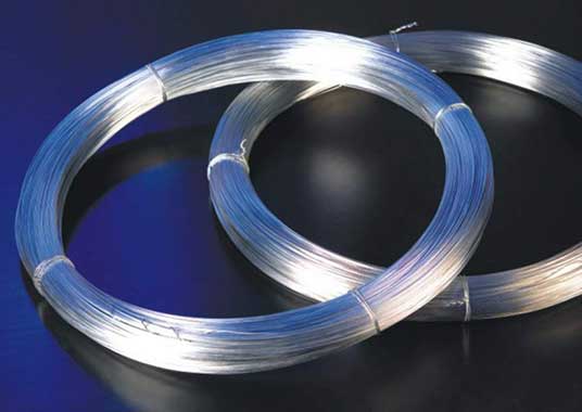 What is the difference between galvanized wire and stainless steel wire?