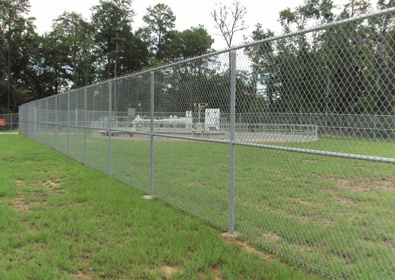 Special effects of galvanized chain link fence