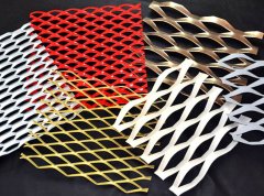 Use of hexagonal expanded metal mesh