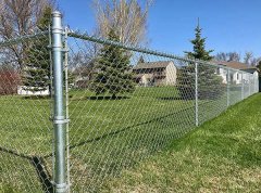 The main factors that determine the overall price of chain link fence