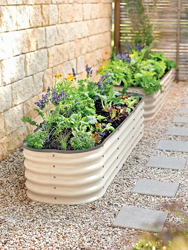 Beautiful raised garden bed / Metal bed for garden