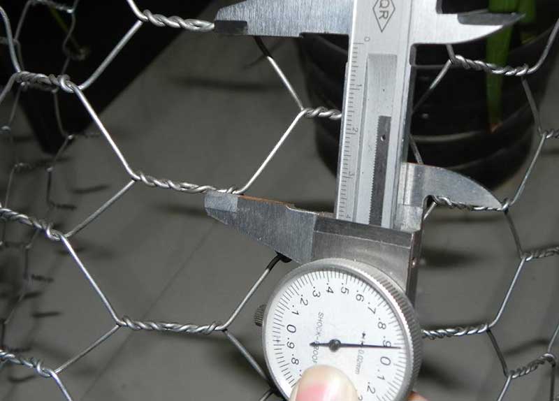 THE MAIN FACTORS AFFECTING THE PRICE OF HEXAGONAL CHICKEN WIRE MESH