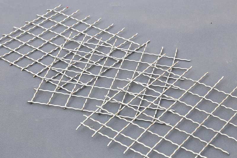 Crimped wire mesh