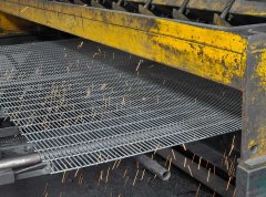 Welded Mesh Fence Production Process