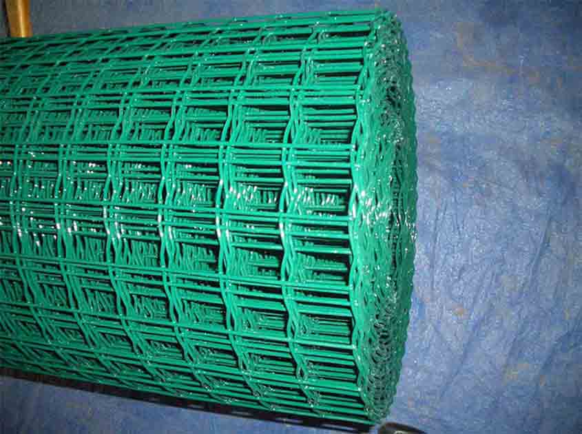 Application of welded wire mesh rolls in residential walls: safety and beauty