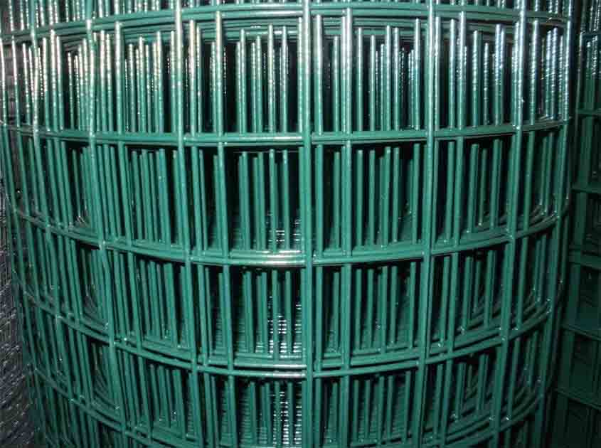 Difference Between Chicken Wire Mesh vs. Welded Wire Mesh