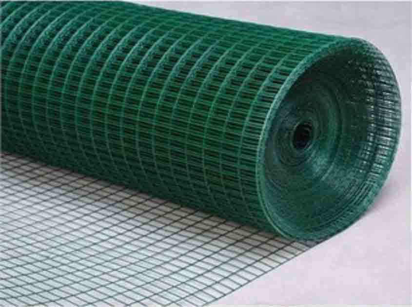 Welded Wire Mesh Rolls for Safety Barriers: Traffic Control and Crowd Management