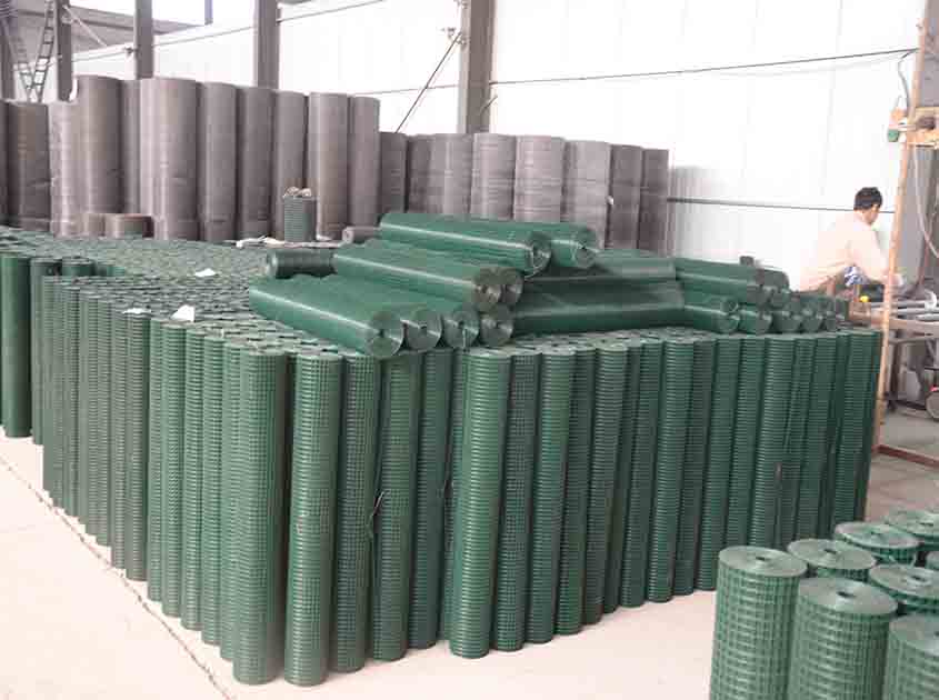 Enhancing Security with Welded Wire Mesh Roll Fencing