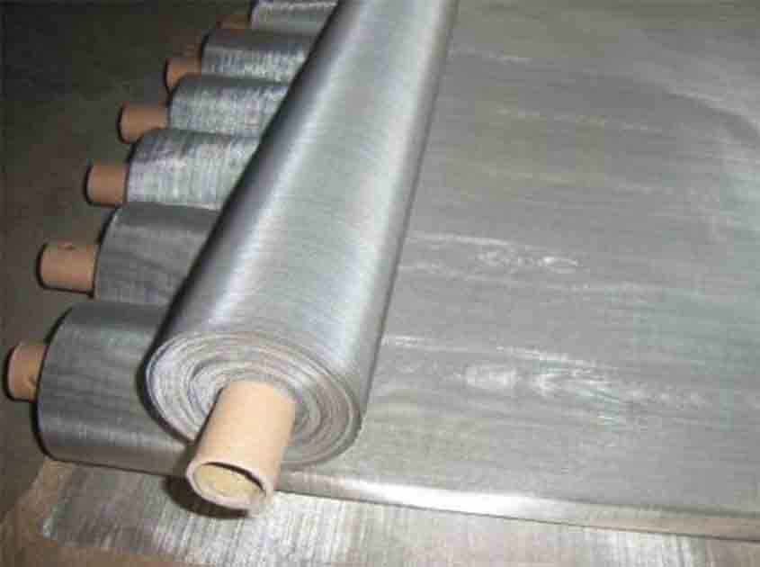 How Does Stainless Steel Wire Mesh Compare to Copper Wire Mesh in Electrical Conductivity