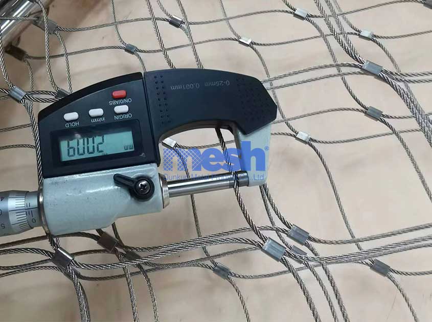 The Simple Method and Practical Experience of Wire Rope Mesh Maintenance