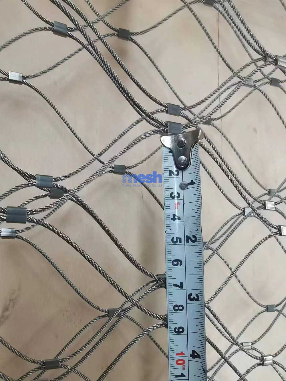 The Simple Method and Practical Experience of Wire Rope Mesh Maintenance