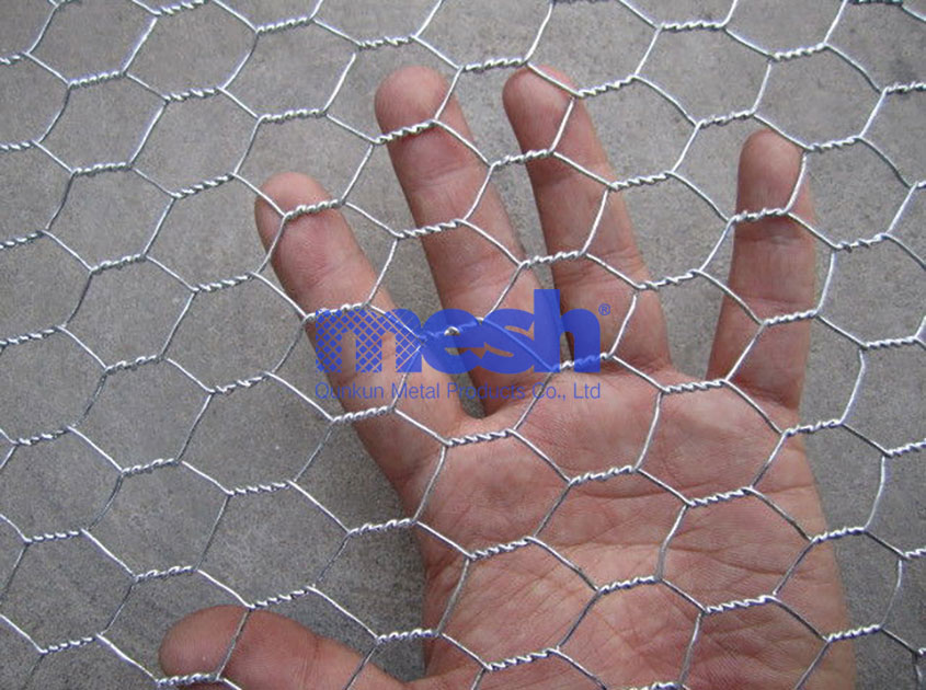 Vigilant Oversight: The Importance of Regular Inspection for Chicken Wire Mesh Enclosures