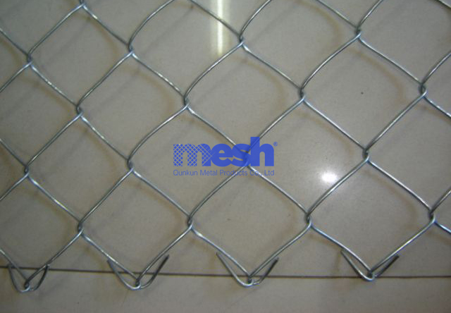 Secure Perimeters Made Simple: Exploring the Versatility of Chain Link Wire Mesh