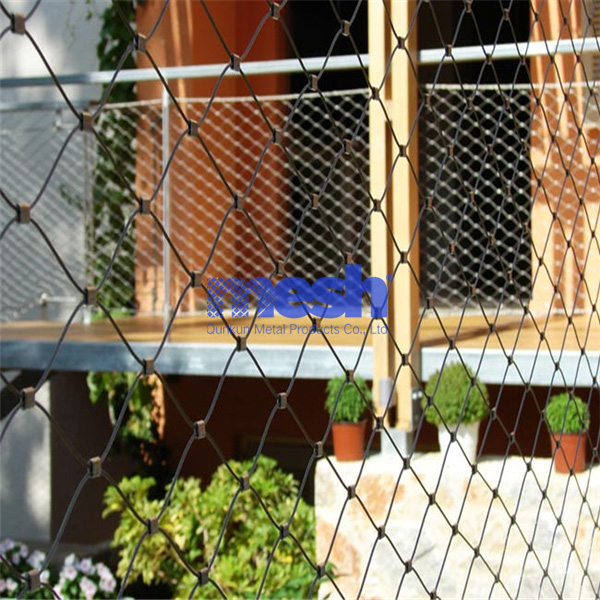 Wire Rope Mesh Trellises: Harmonizing Elegance and Utility with Artistry