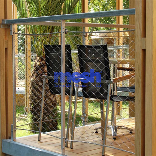 Crafting Captivating Zoo Enclosures: The Significance of Wire Rope Mesh in Design